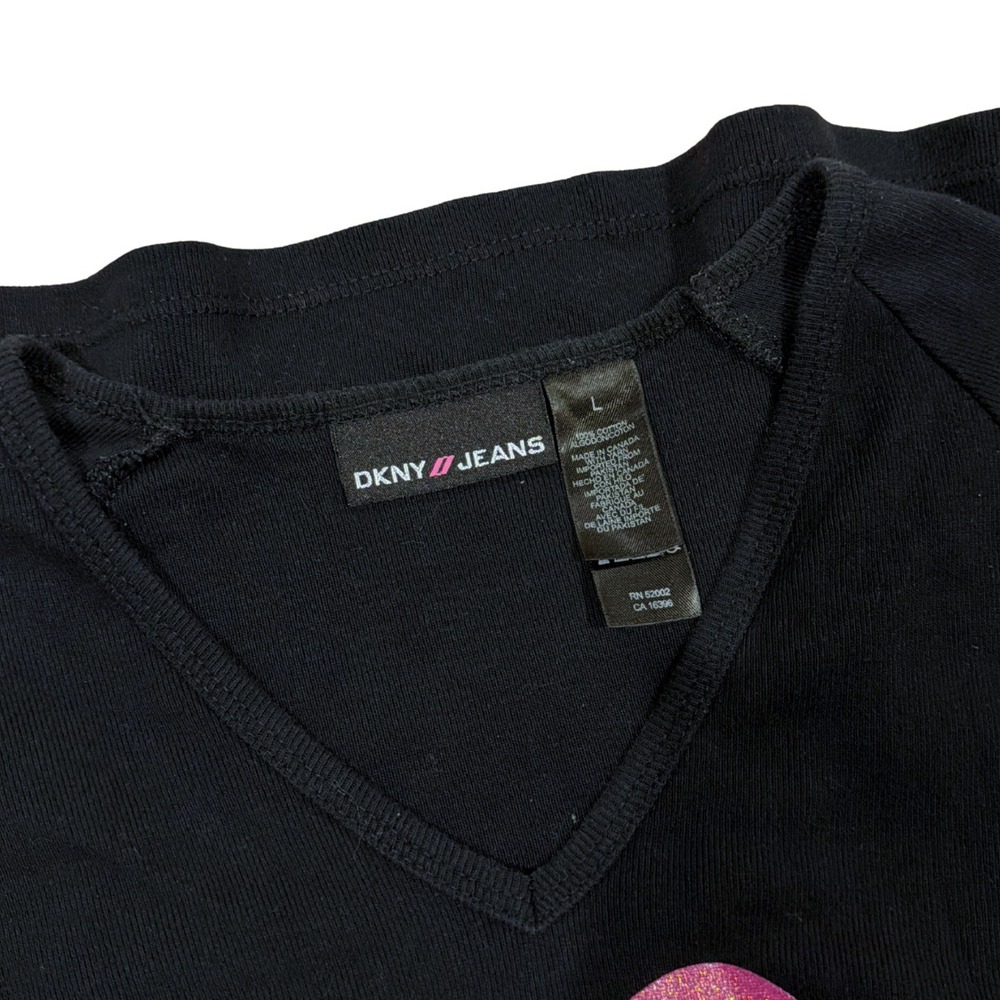 DKNY Jeans Y2K Womens Pink Glitter Heart 3/4 Sleeve V Neck Black Top‎ Size L - Picture 3 of 3